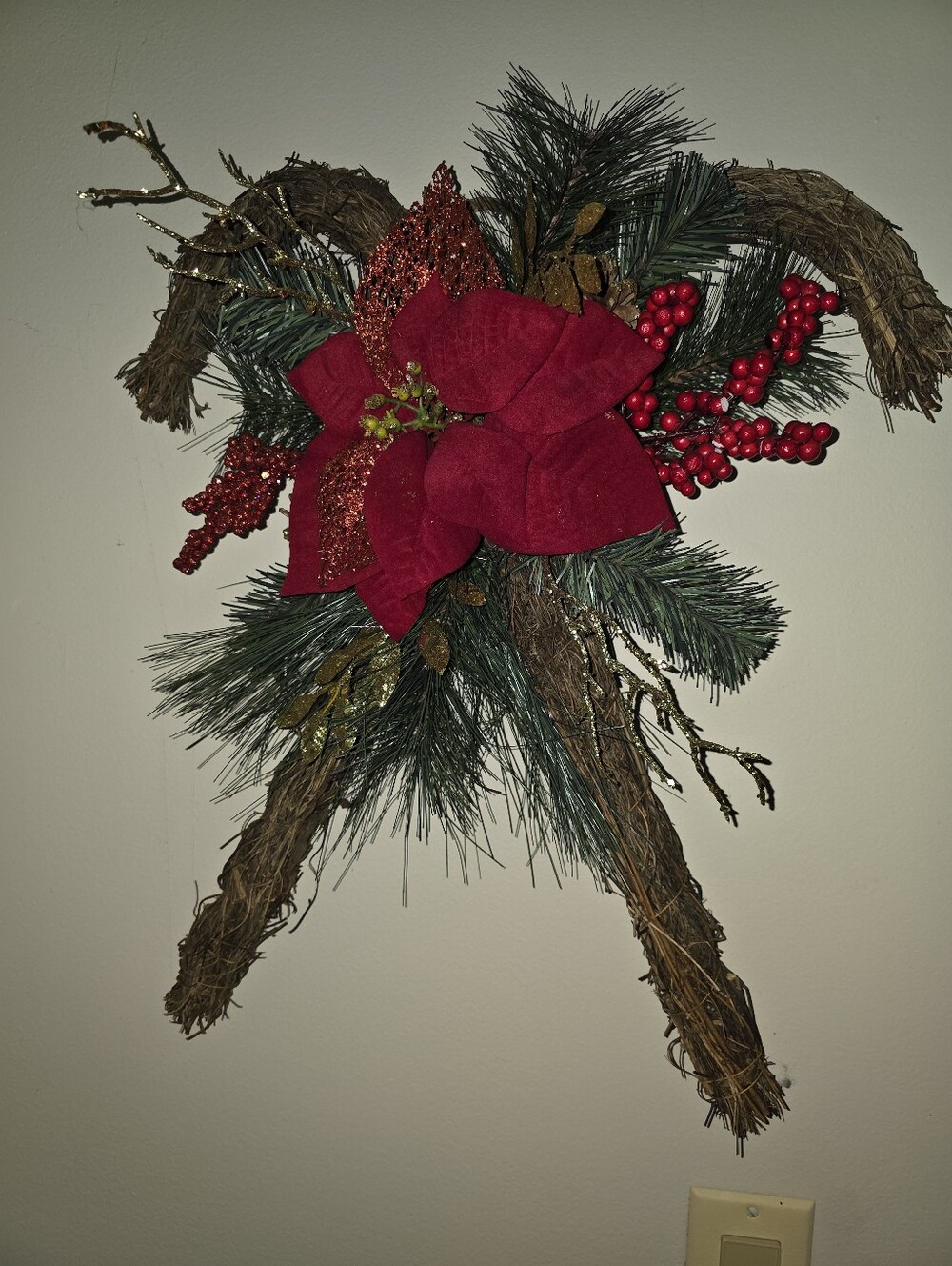 Pointsettia Hanging Arrangement
